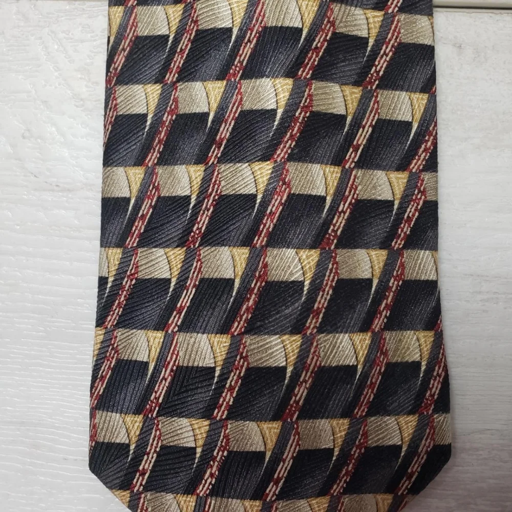 Today's Man Made in Italy Necktie 100% Silk Geometric Menswear Preppy Retro Tie